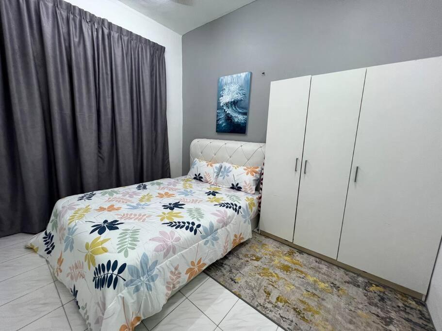 Rumah Melati By Impian Homestay Klia-Salak Tinggi-Nilai Σεπάνγκ Εξωτερικό φωτογραφία
